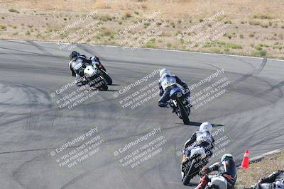 media/Apr-20-2025-AHRMA (Sun) [[393a79c373]]/Race/Group 11 early race/Turn 4b/